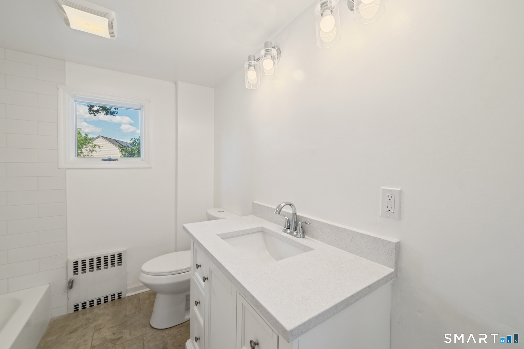 48 Lardner Road Bristol CT 06010