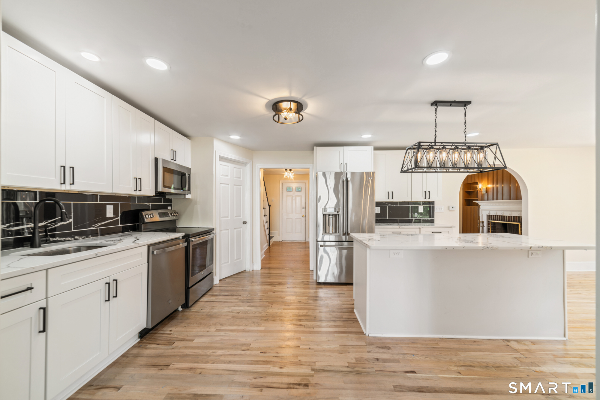 48 Lardner Road Bristol CT 06010
