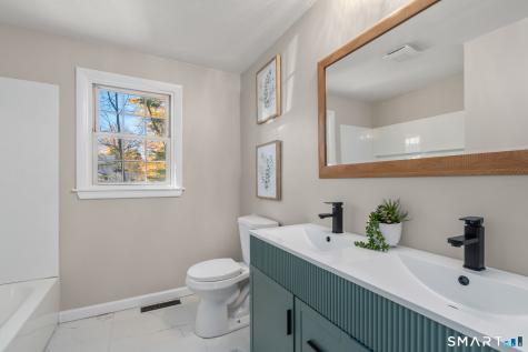 26 Wellwood Circle Vernon CT 06066