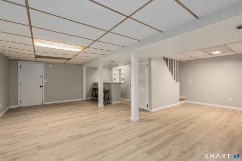 26 Wellwood Circle Vernon CT 06066