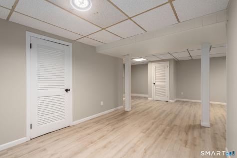 26 Wellwood Circle Vernon CT 06066
