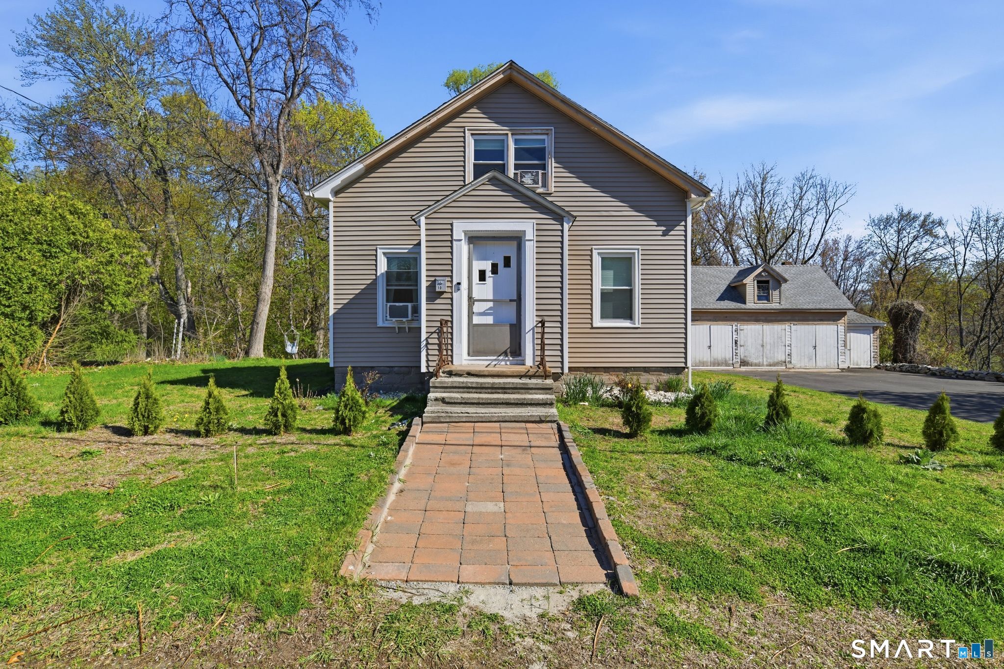 10 Parker Street Enfield CT 06082