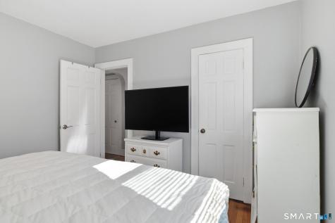 10 Parker Street Enfield CT 06082