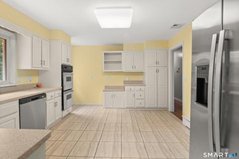 113 Dogwood Lane Stamford CT 06903