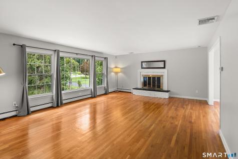 113 Dogwood Lane Stamford CT 06903
