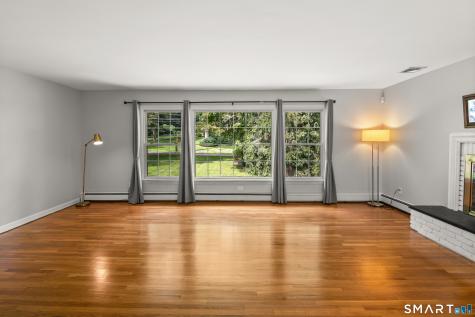 113 Dogwood Lane Stamford CT 06903