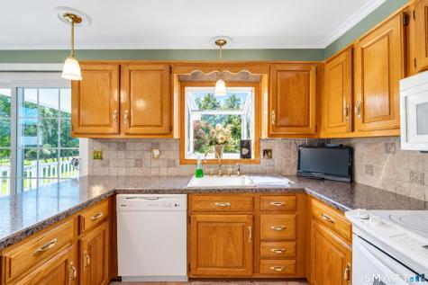 153 Cook Hill Road Wallingford CT 06492