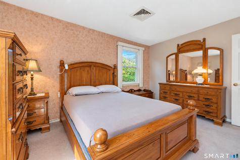 153 Cook Hill Road Wallingford CT 06492