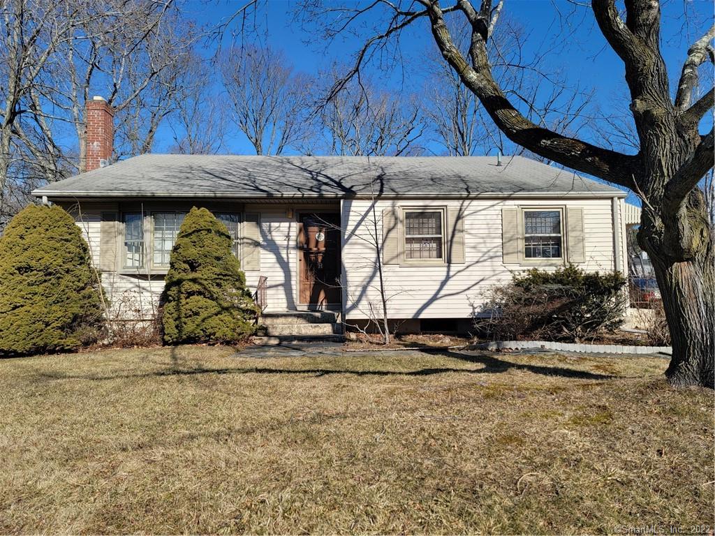 27 Hemlock Road Branford CT 06405