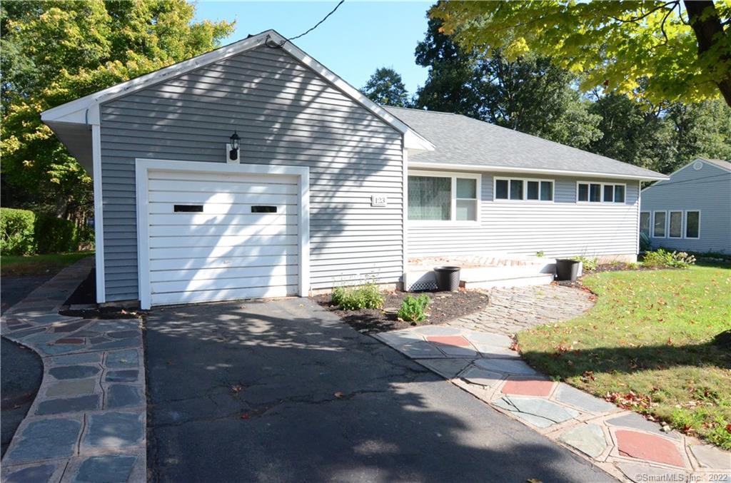 123 Barry Road Manchester CT 06042