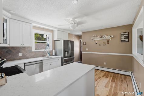 524 Gracey Avenue Meriden CT 06451