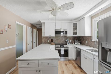 524 Gracey Avenue Meriden CT 06451