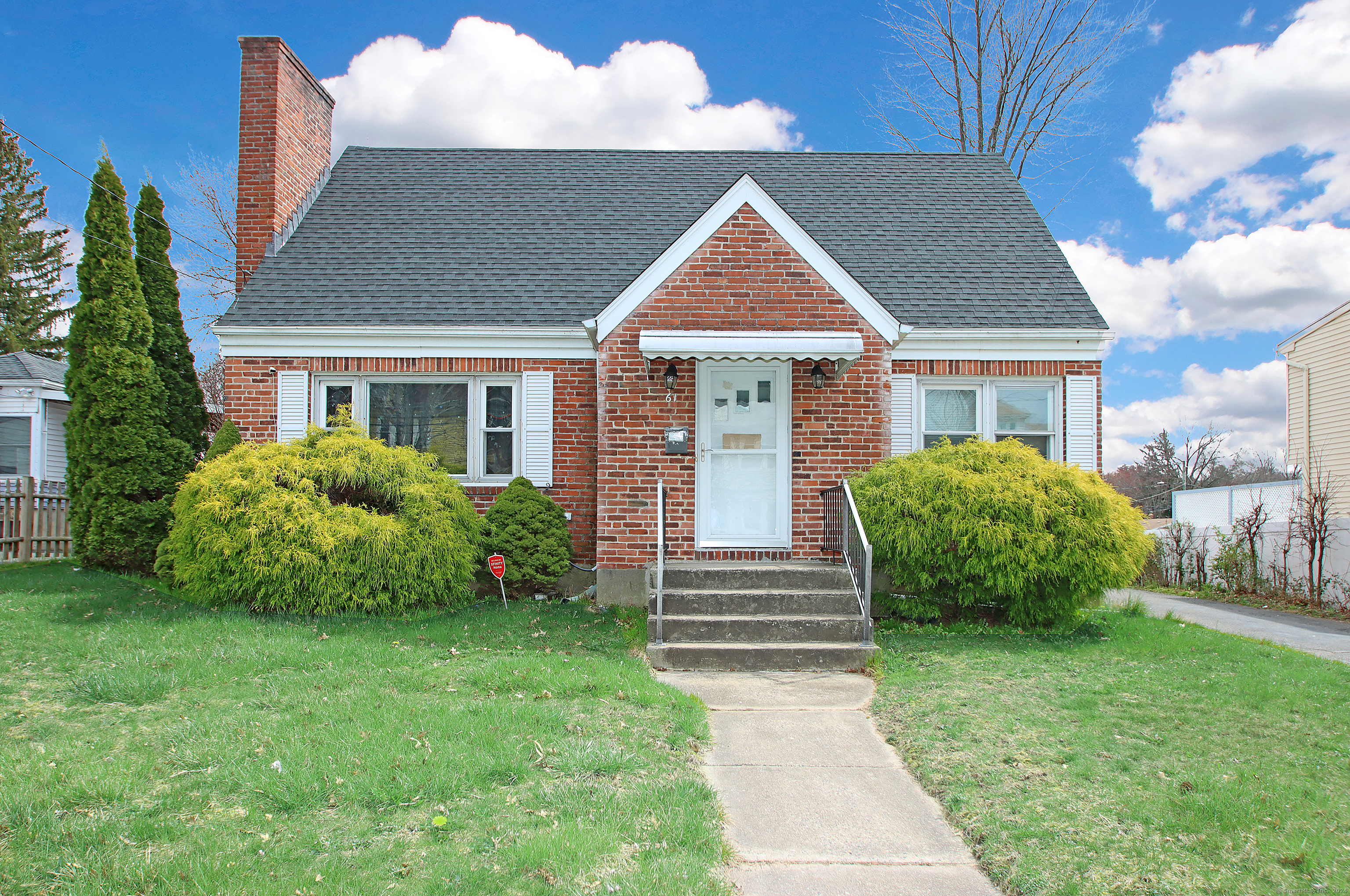 61 Yale Street Hartford CT 06114
