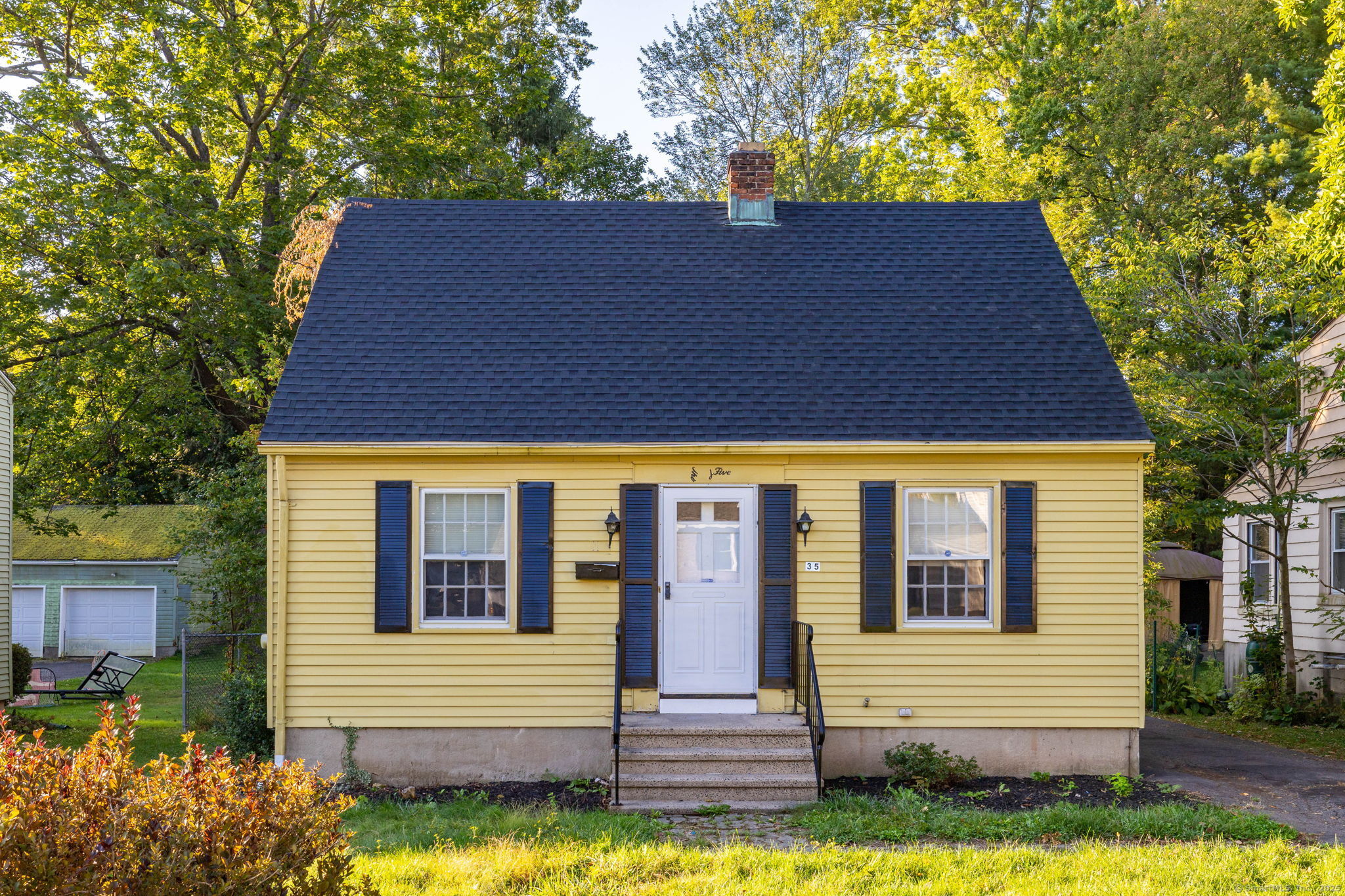 35 Harding Avenue Newington CT 06111