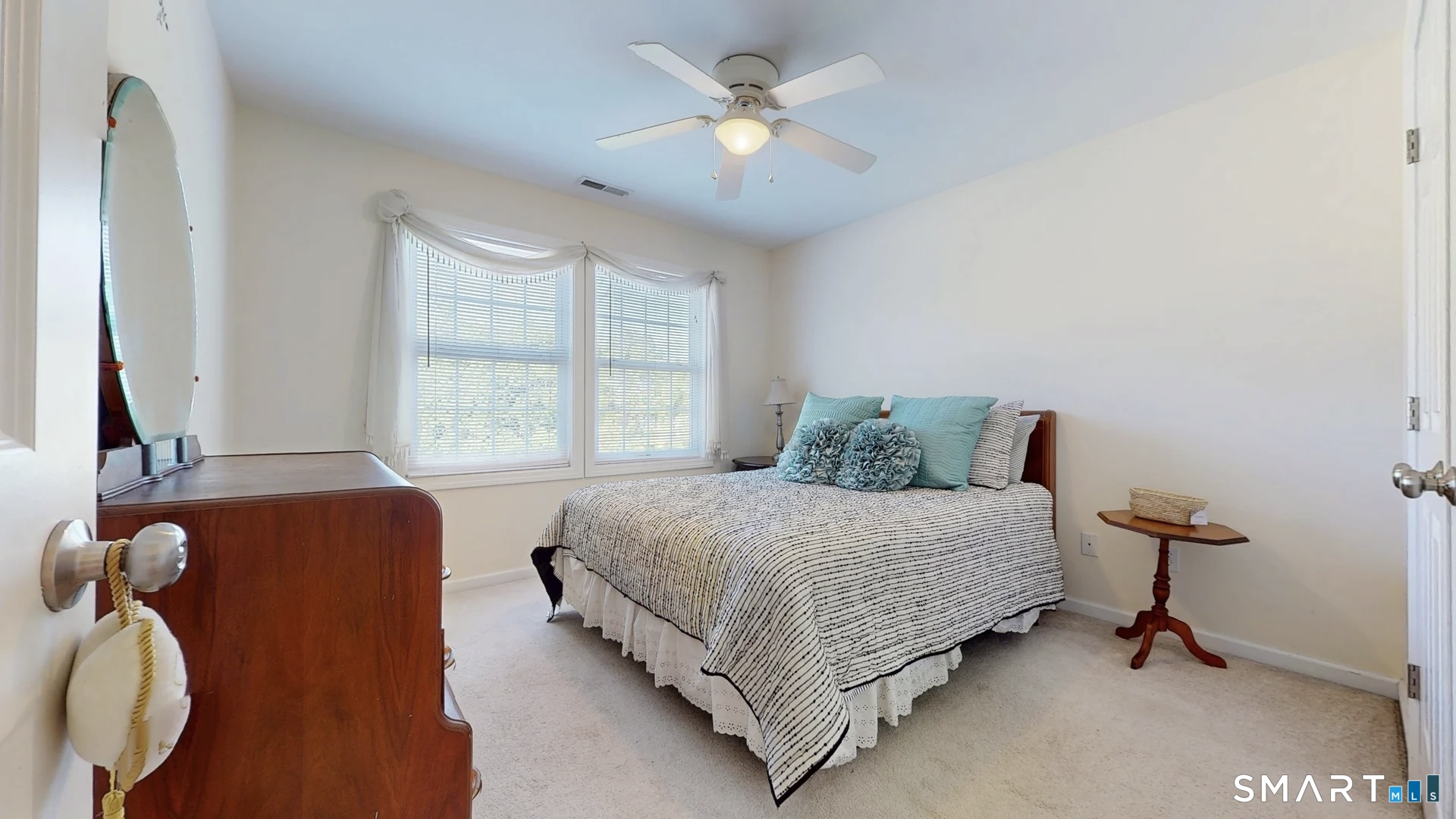 25 Stephen Street Derby CT 06418