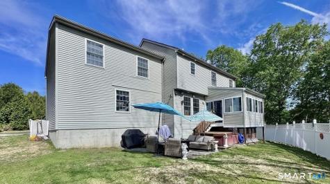 25 Stephen Street Derby CT 06418