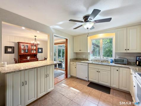 5 Rio Road Burlington CT 06013
