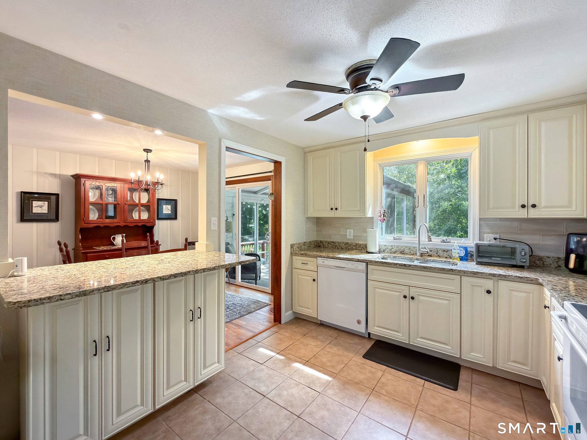 5 Rio Road Burlington CT 06013