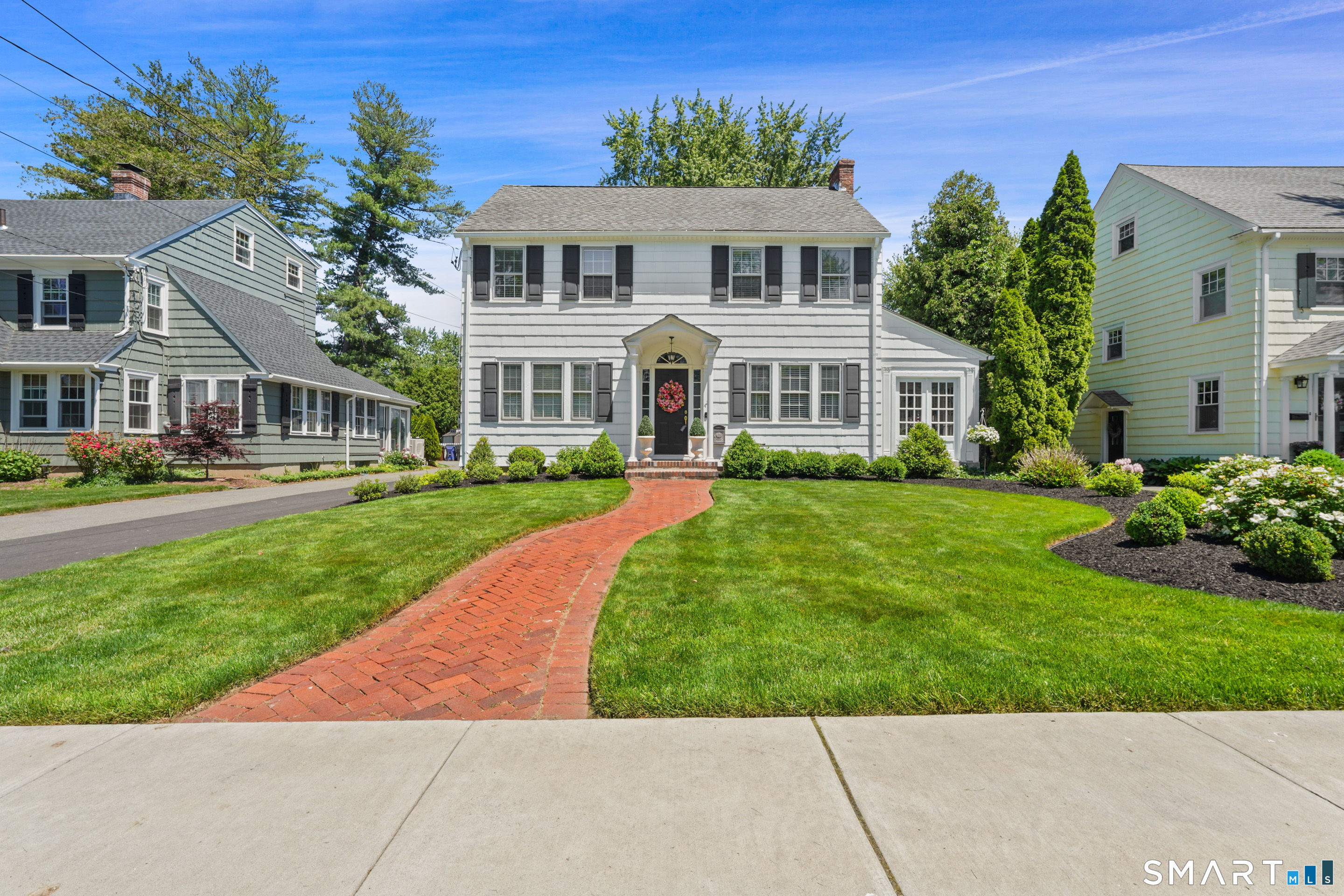 42 Newport Avenue West Hartford CT 06107