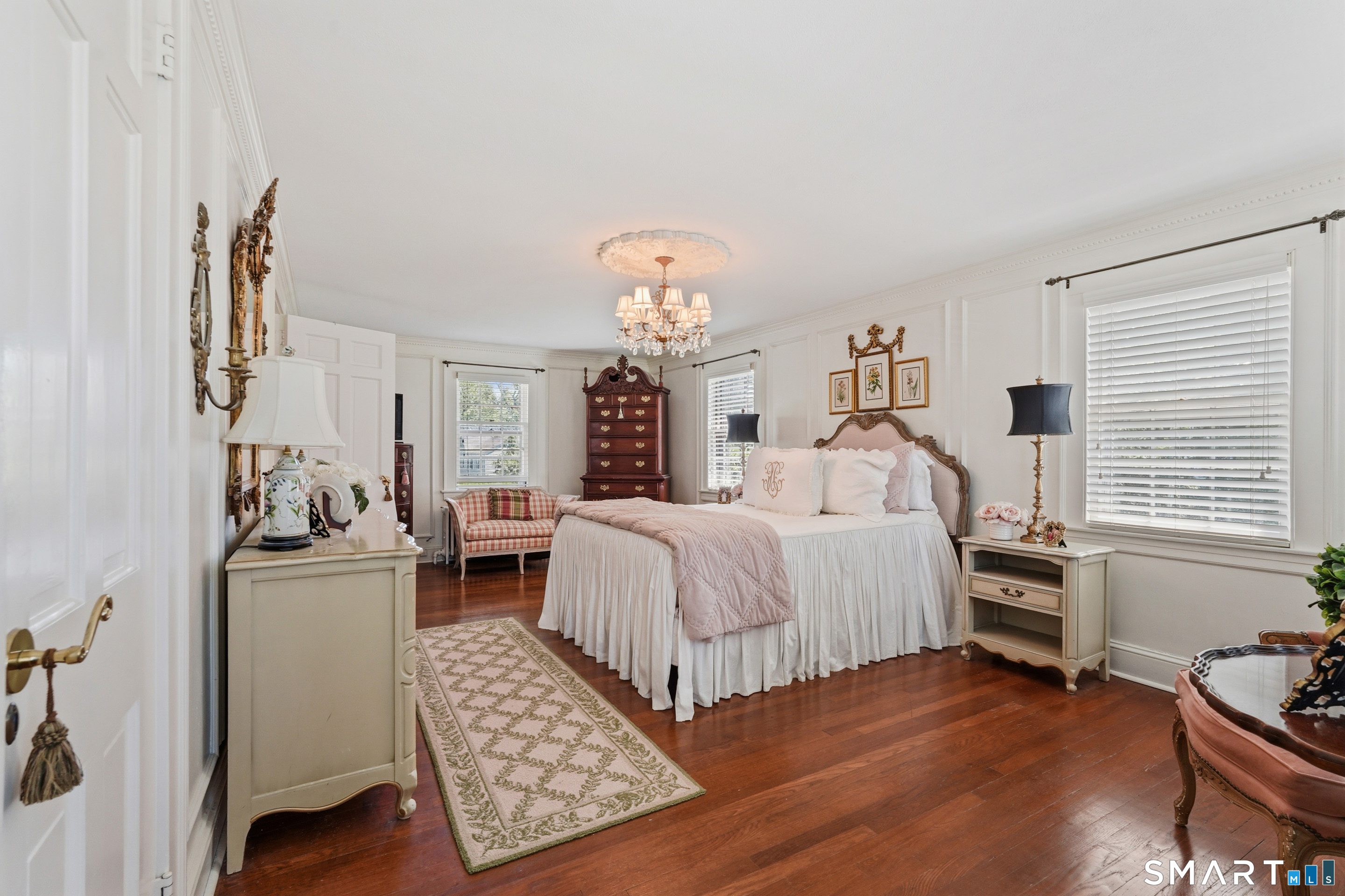 42 Newport Avenue West Hartford CT 06107