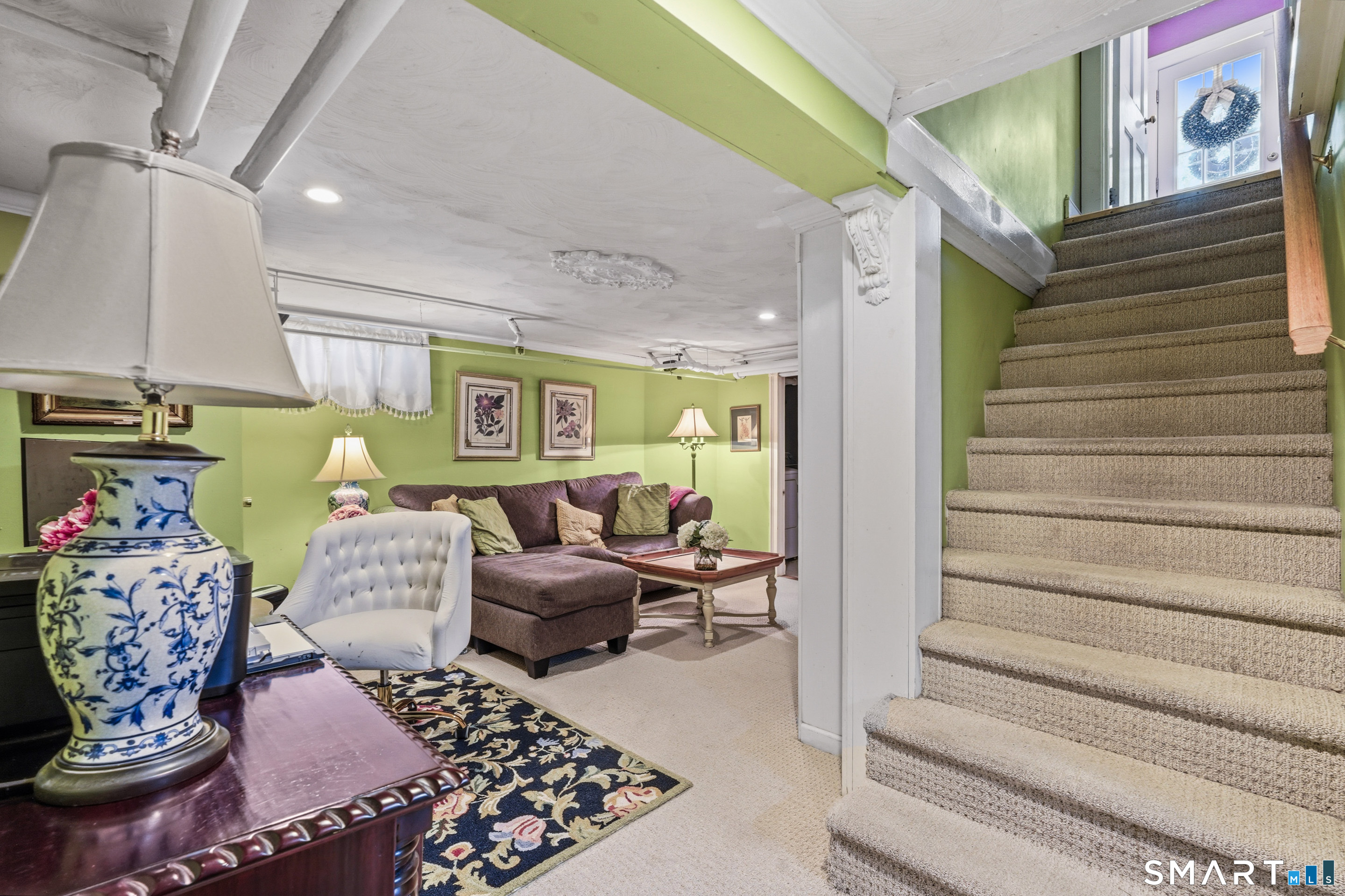 42 Newport Avenue West Hartford CT 06107