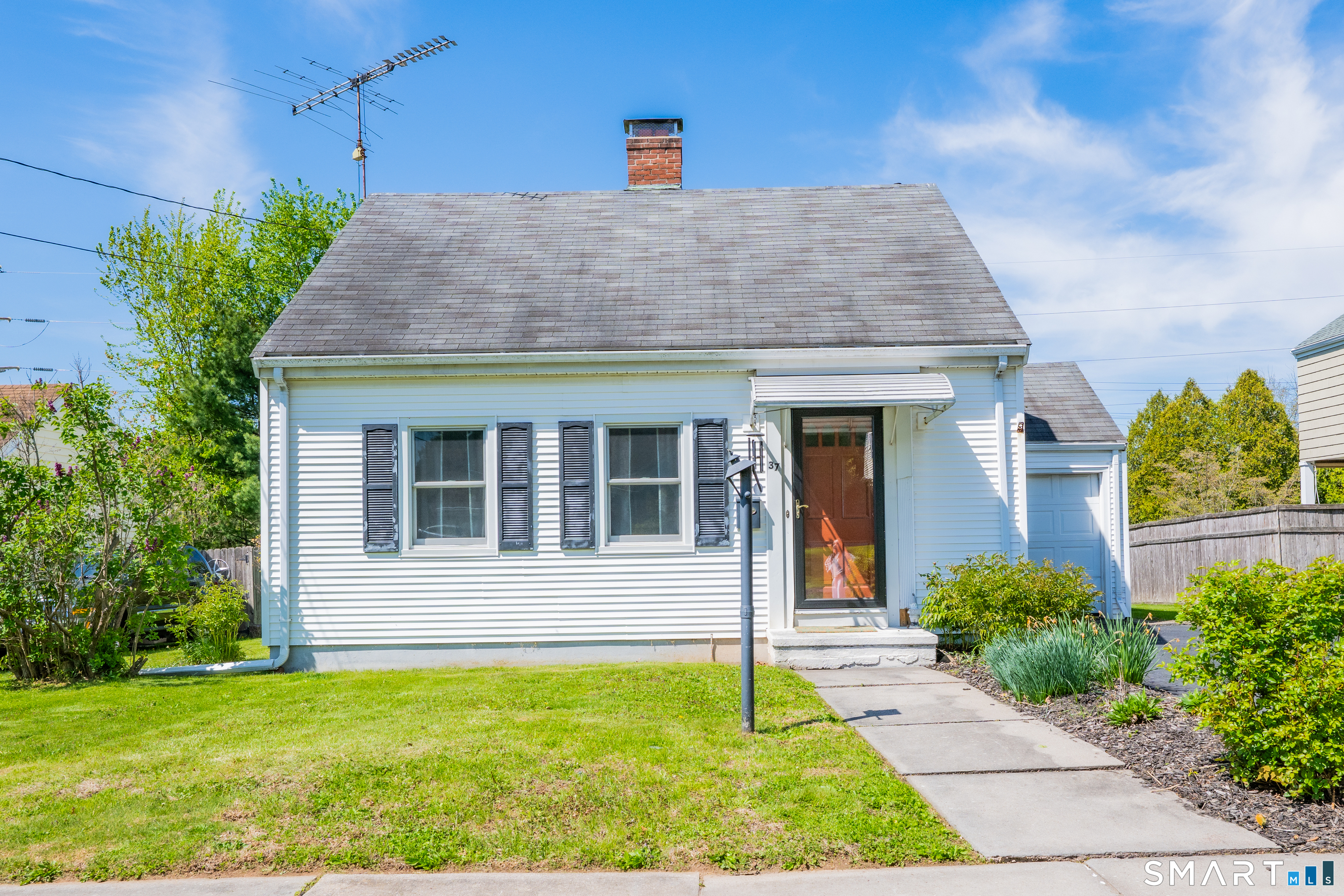 37 Harmund Place Wethersfield CT 06109