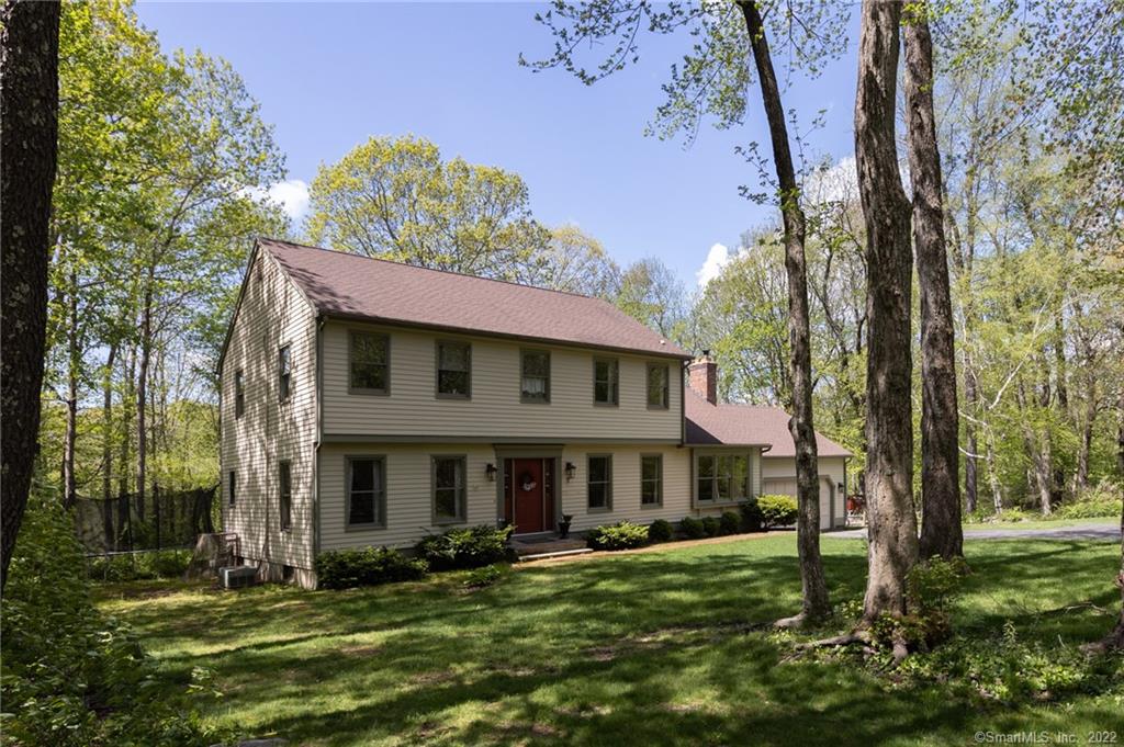 7 Troutwood Drive New Hartford CT 06057