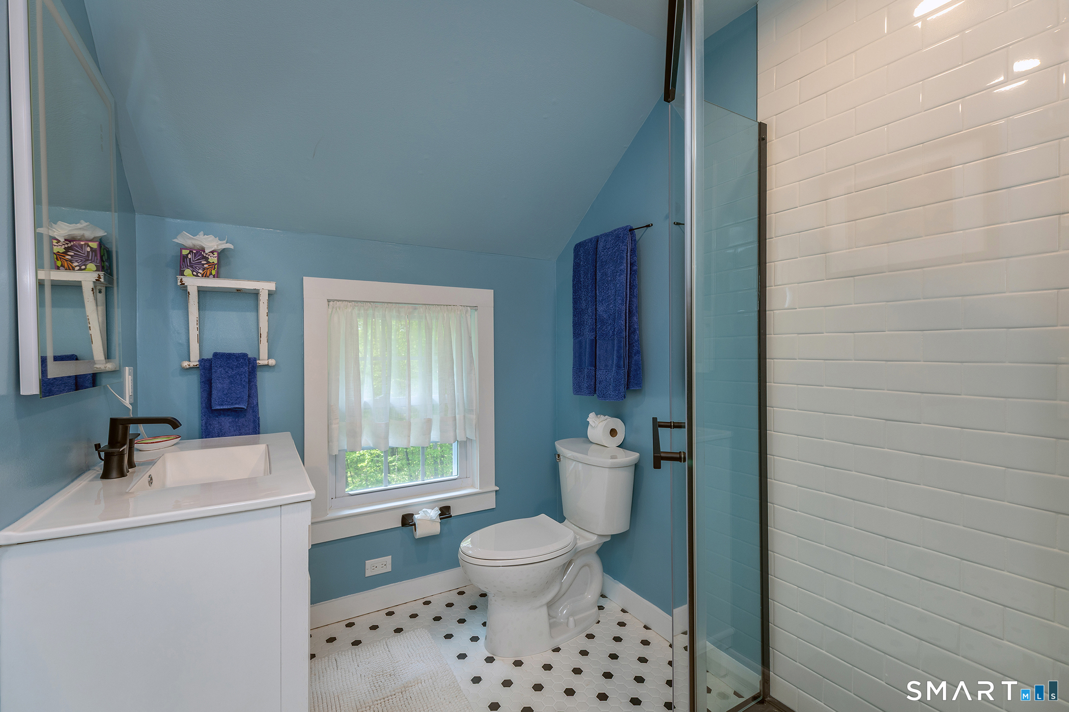 25 Dark Entry Road Bethlehem CT 06751