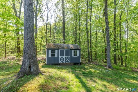 25 Dark Entry Road Bethlehem CT 06751