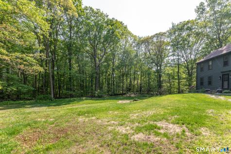 25 Dark Entry Road Bethlehem CT 06751