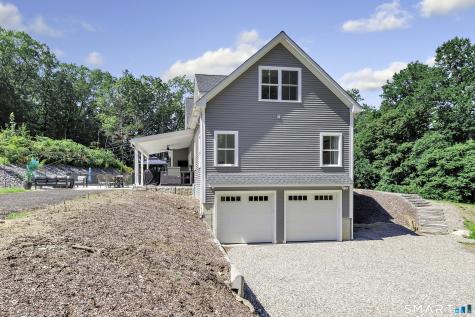 33 Old Country Road Oxford CT 06478