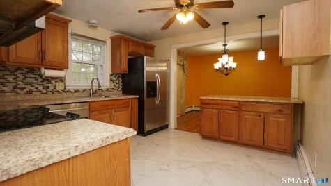 20 Ezra Silva Lane Windsor CT 06095