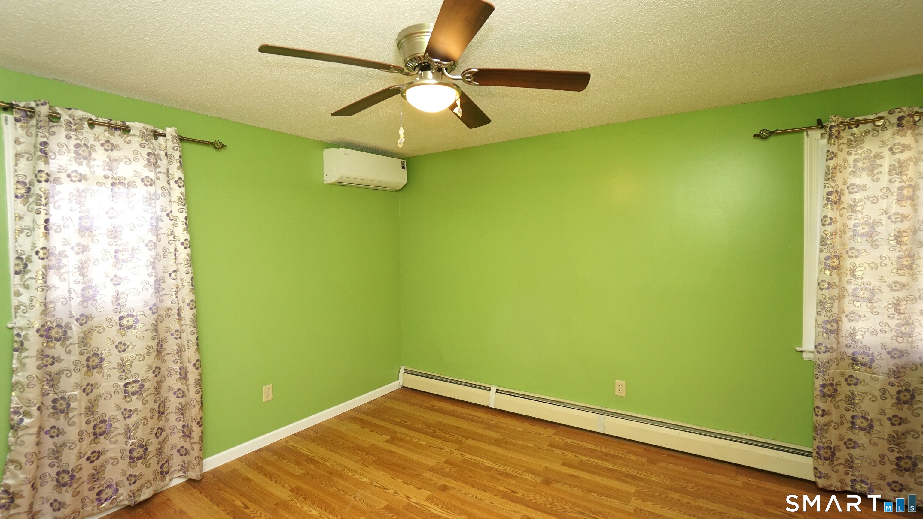 20 Ezra Silva Lane Windsor CT 06095