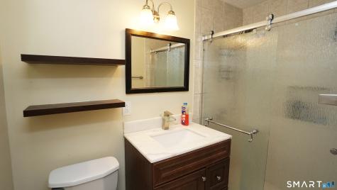 20 Ezra Silva Lane Windsor CT 06095
