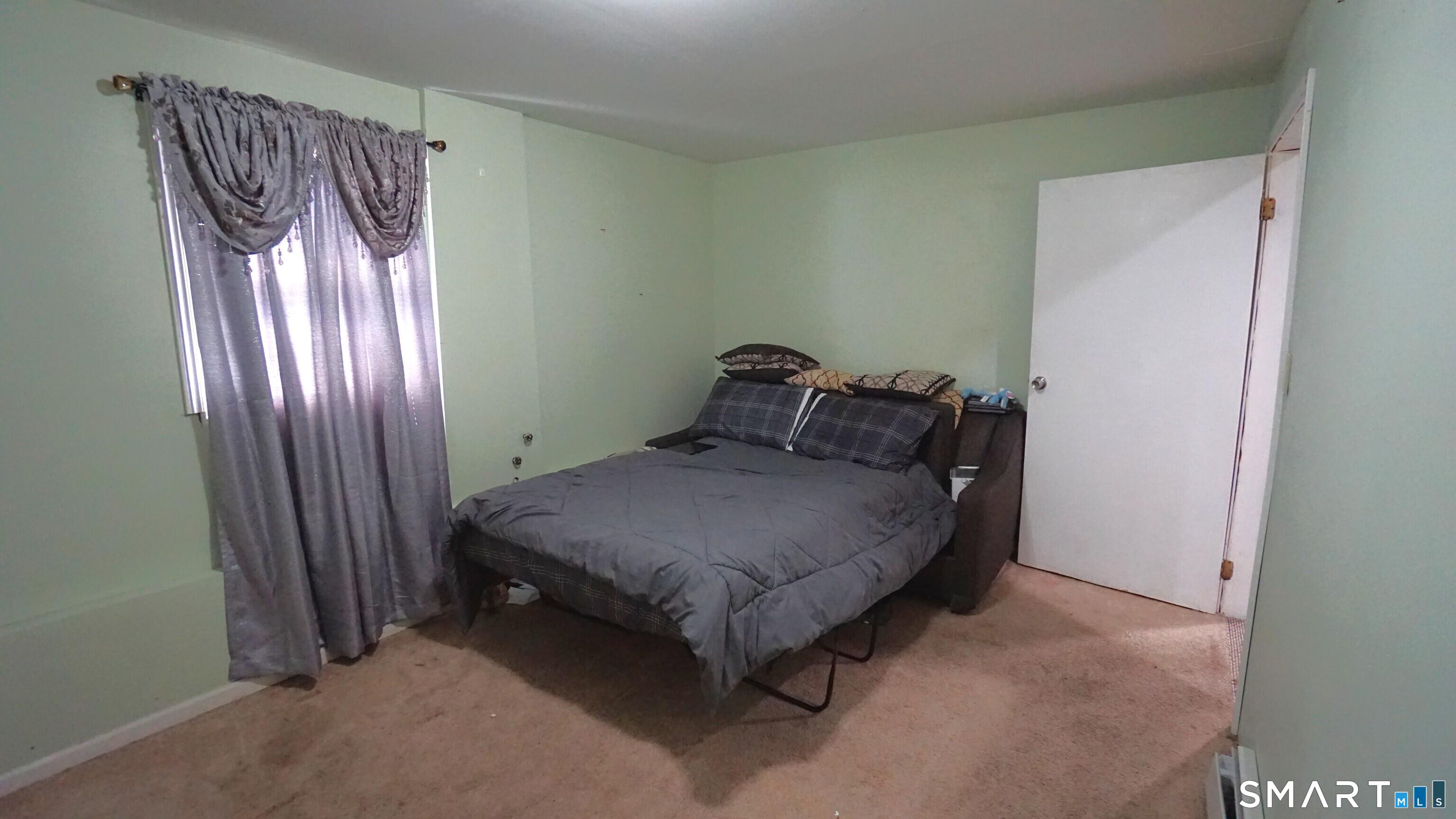 20 Ezra Silva Lane Windsor CT 06095