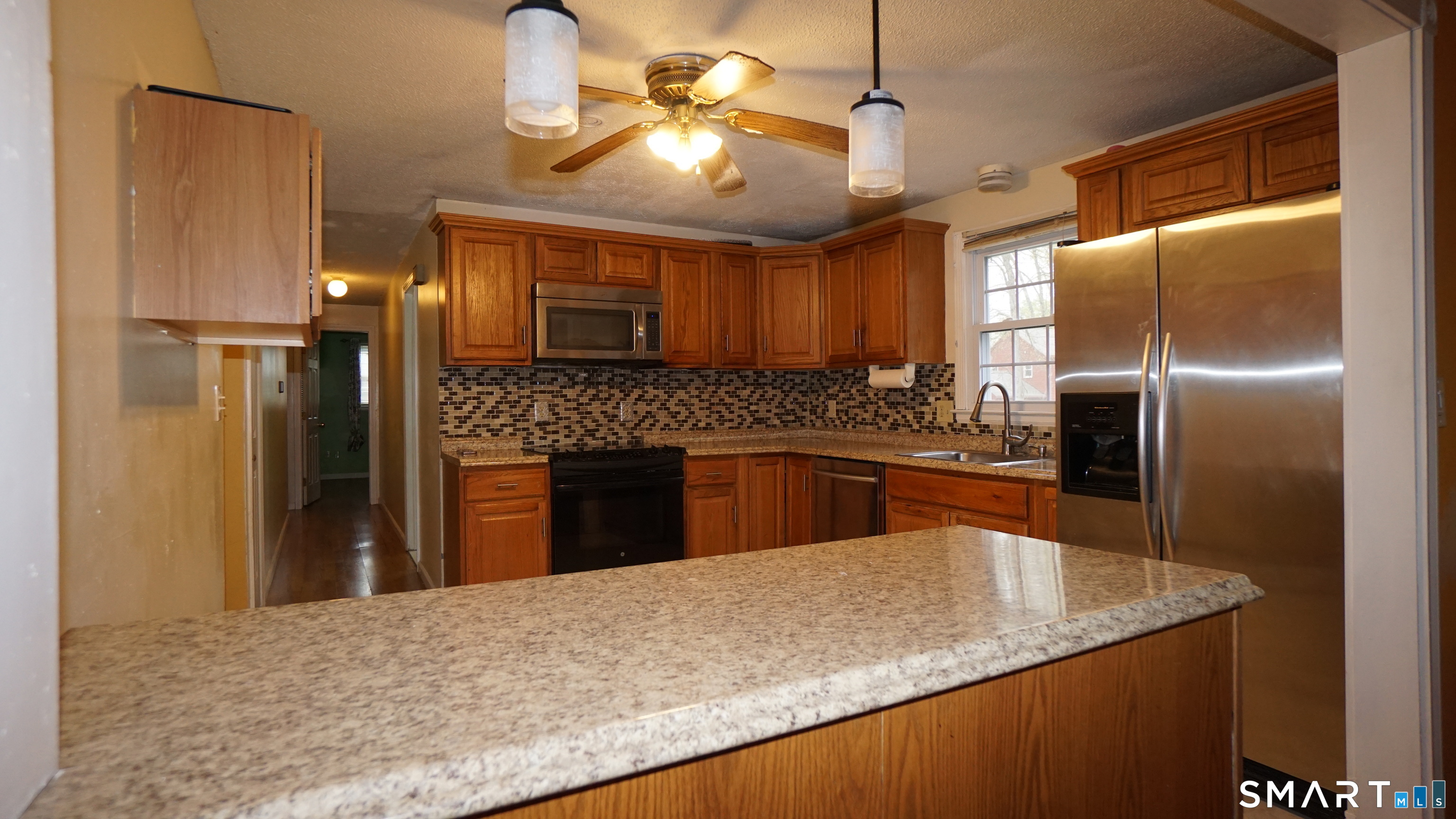 20 Ezra Silva Lane Windsor CT 06095