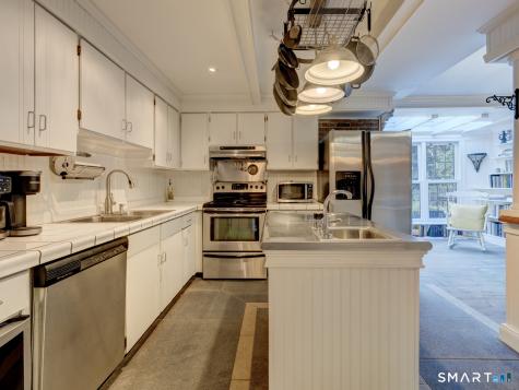 20 Hampton Trail Wallingford CT 06492