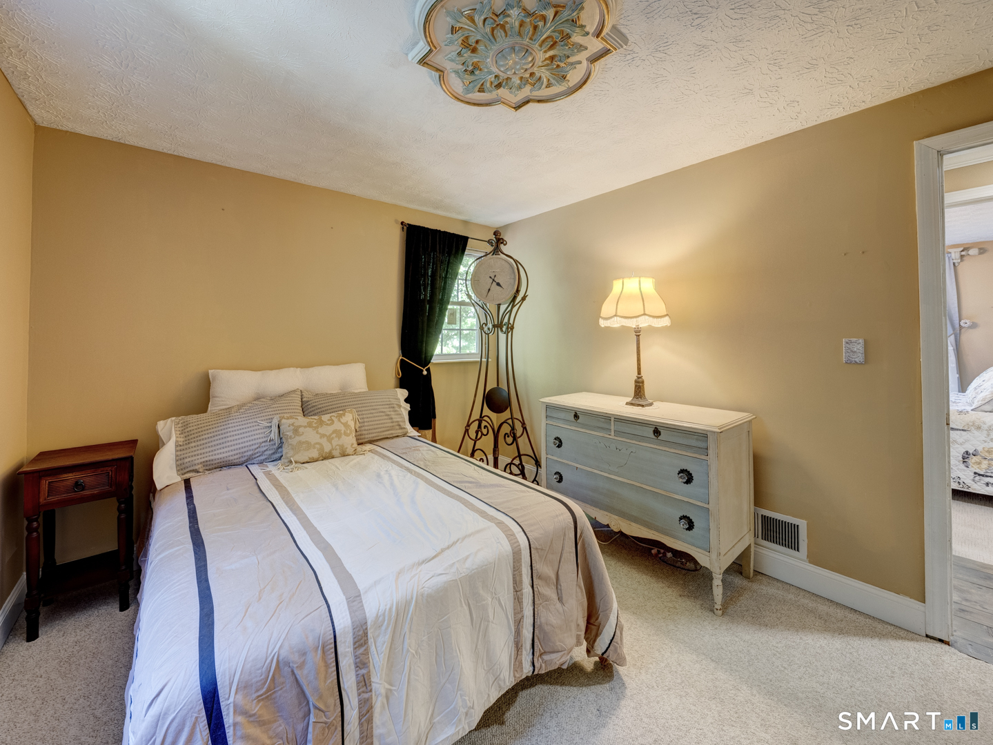 20 Hampton Trail Wallingford CT 06492