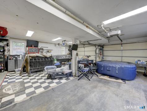 20 Hampton Trail Wallingford CT 06492