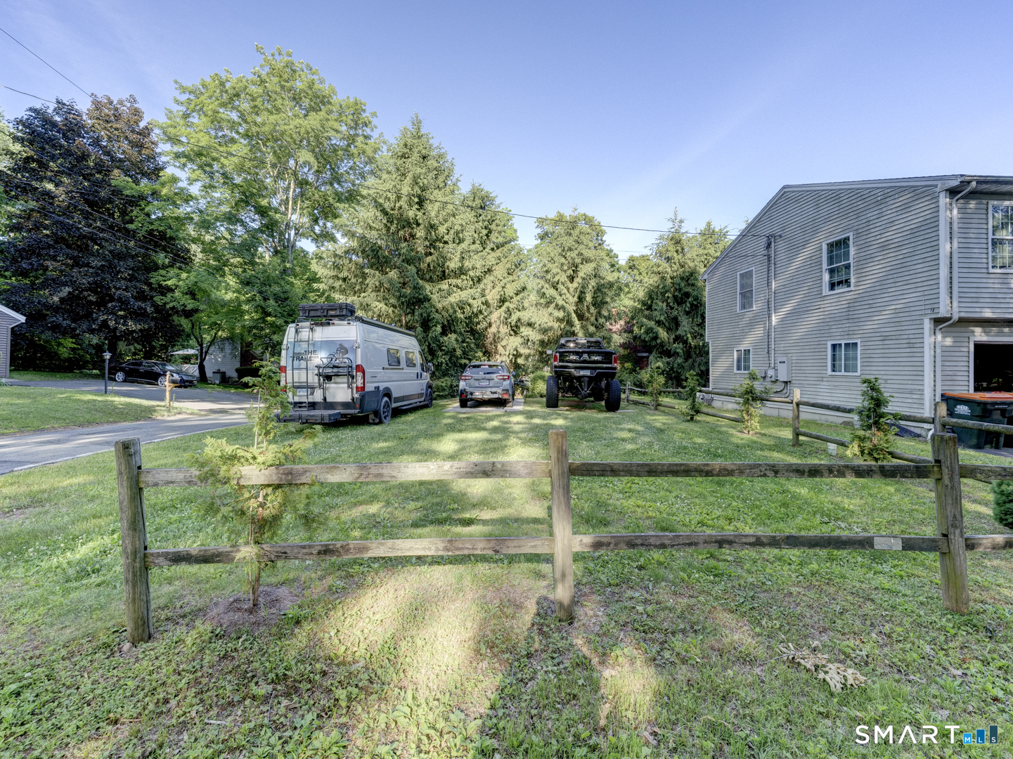 20 Hampton Trail Wallingford CT 06492