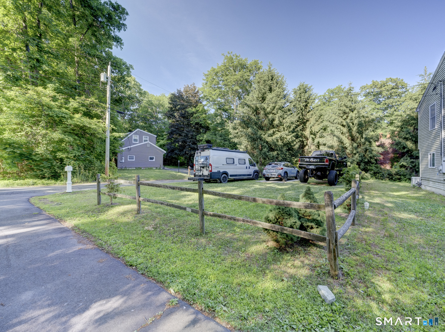20 Hampton Trail Wallingford CT 06492