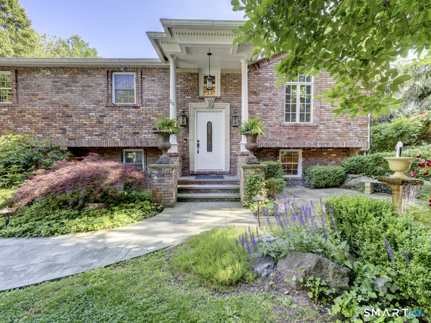 20 Hampton Trail Wallingford CT 06492