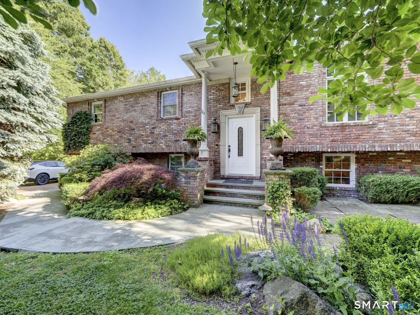 20 Hampton Trail Wallingford CT 06492