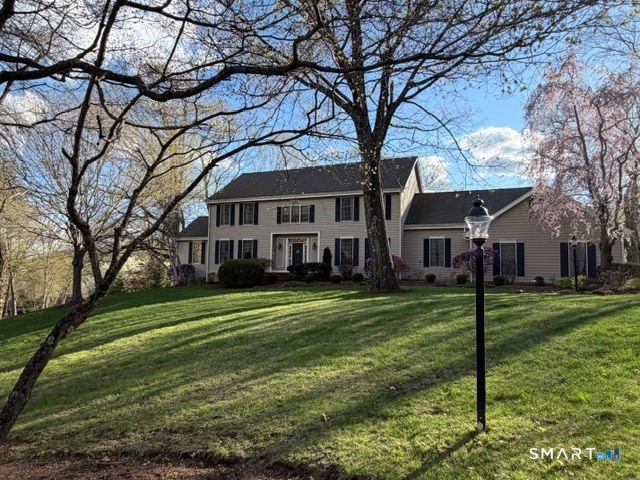32 Sail Harbour Drive New Fairfield CT 06812