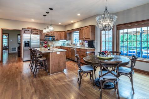 32 Sail Harbour Drive New Fairfield CT 06812