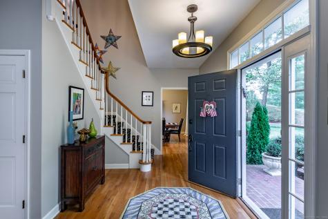 32 Sail Harbour Drive New Fairfield CT 06812