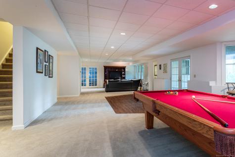 32 Sail Harbour Drive New Fairfield CT 06812
