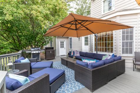32 Sail Harbour Drive New Fairfield CT 06812