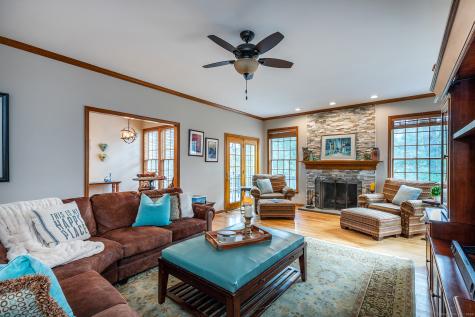 32 Sail Harbour Drive New Fairfield CT 06812