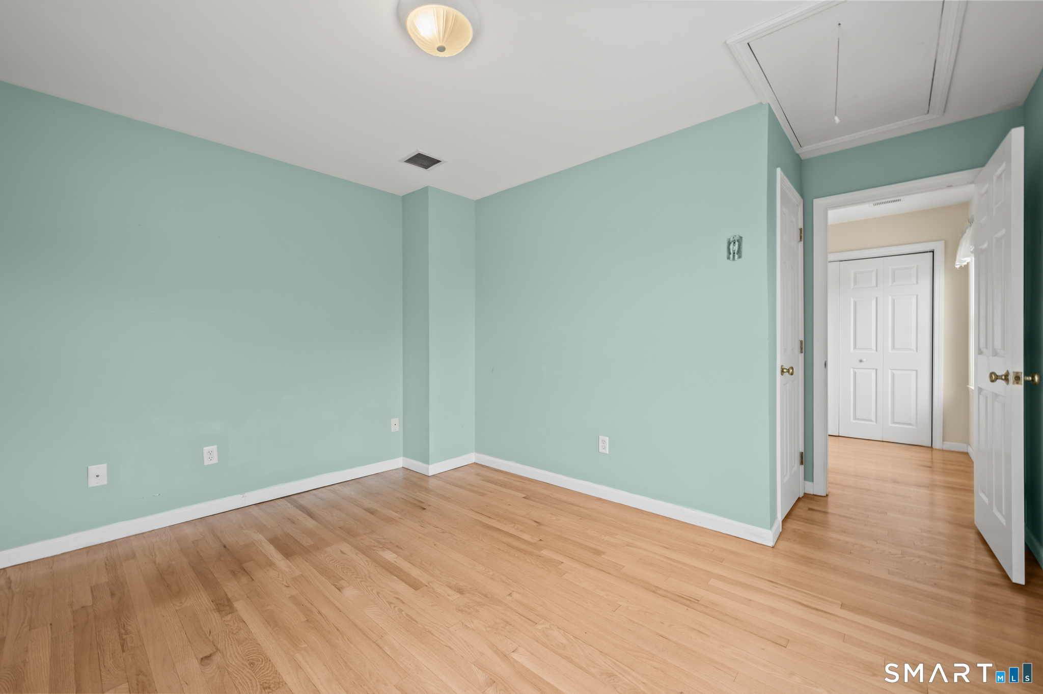 5 Old Town Highway East Haven CT 06512